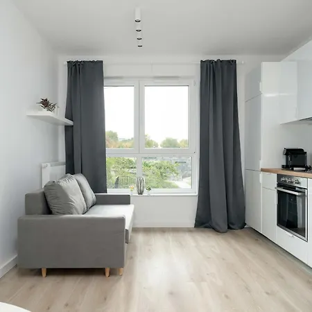 Apartment Nowoczesny Dla 2 Doroslych I 2 Dzieci Parking By Renters Poznan